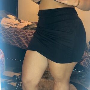 Bebe Black Asymmetrical Ruched Pencil Mini Skirt